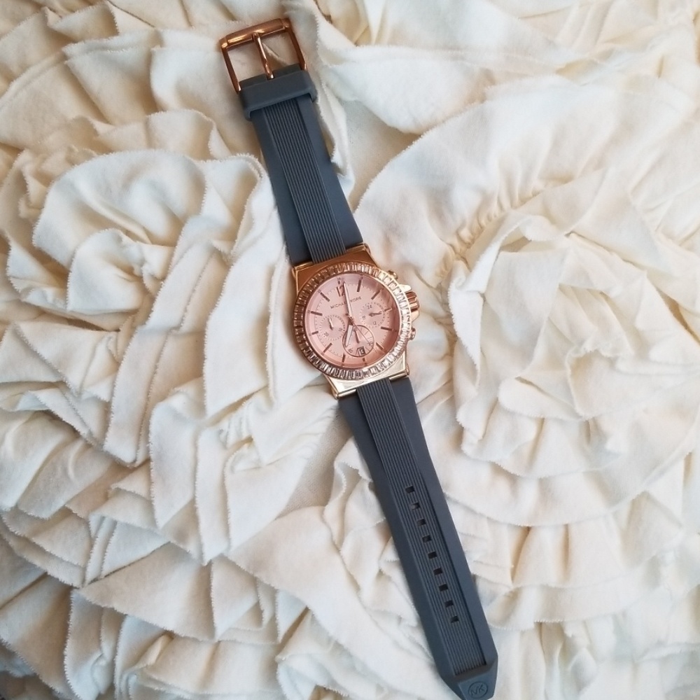 Michael Kors Womens Rose Gold Watch